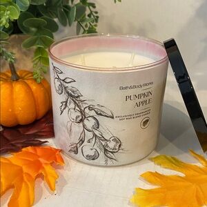 Bath & Body Works “Pumpkin Apple” NEW 3 wick candle